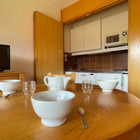 4 Pers. Au Pied Des Pistes A Meribel Avec Balcon Et Animaux Acceptes - Fr-1-411-397 * Les Allues